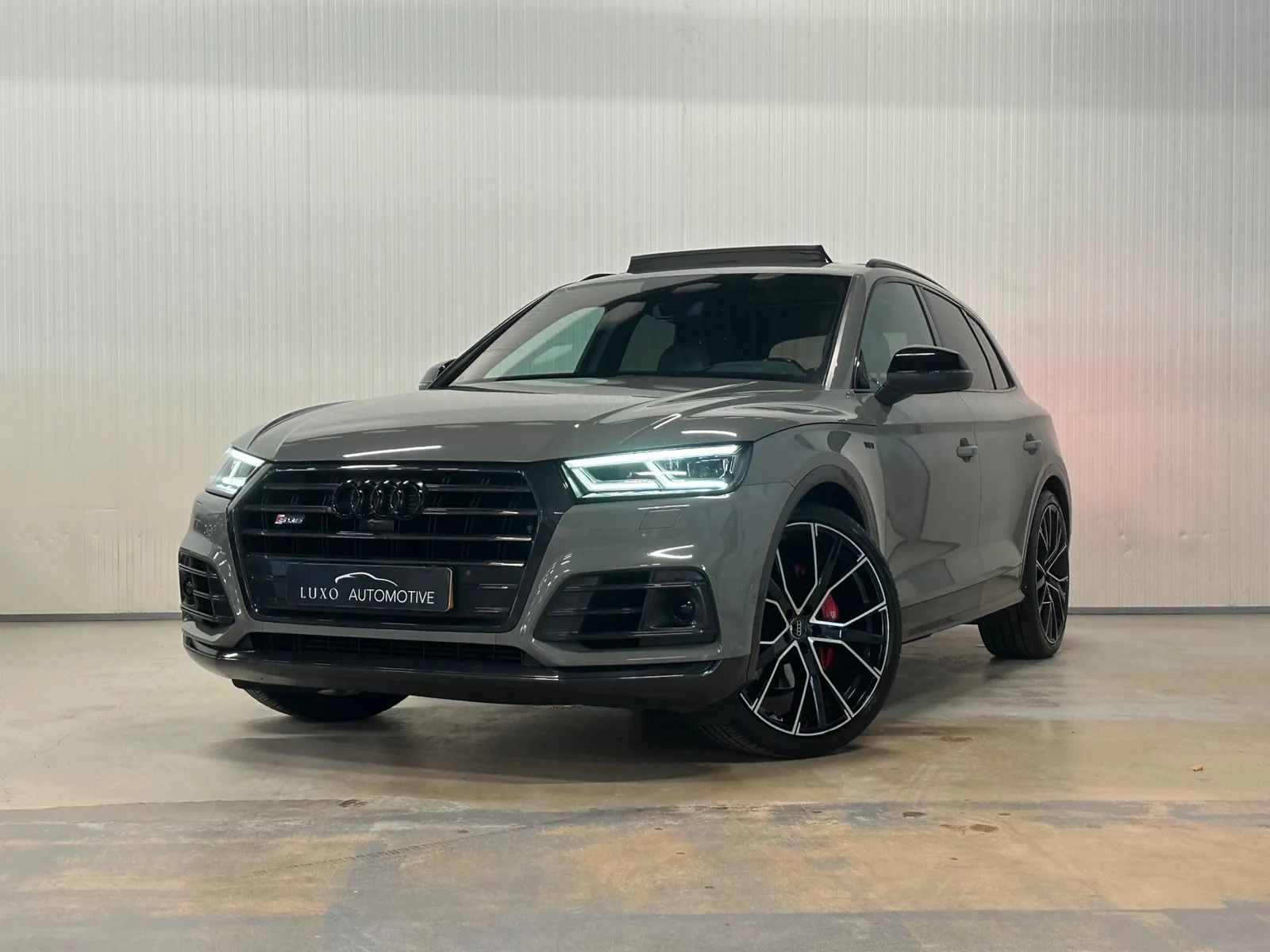 Audi SQ5 (2018) — foto 1