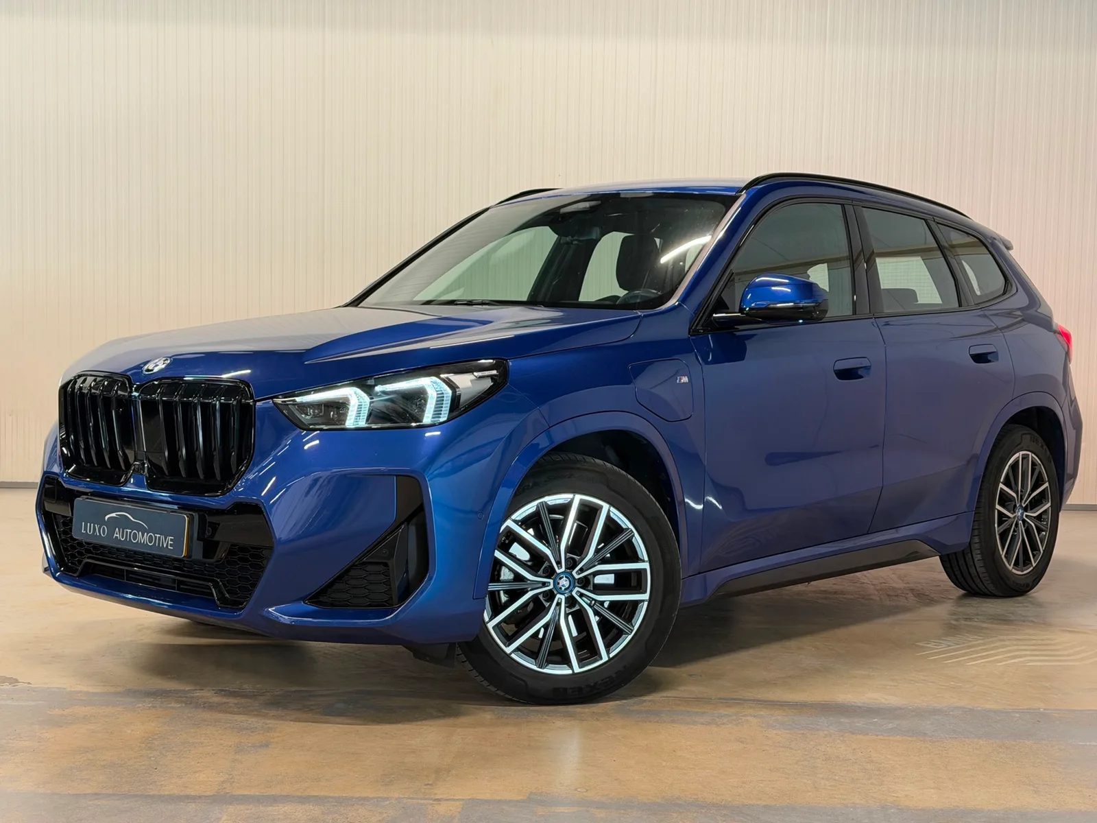 BMW X1 (2023) — foto 1