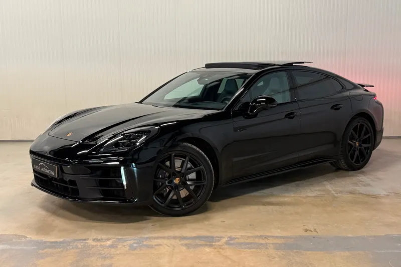 Porsche Panamera (2024)