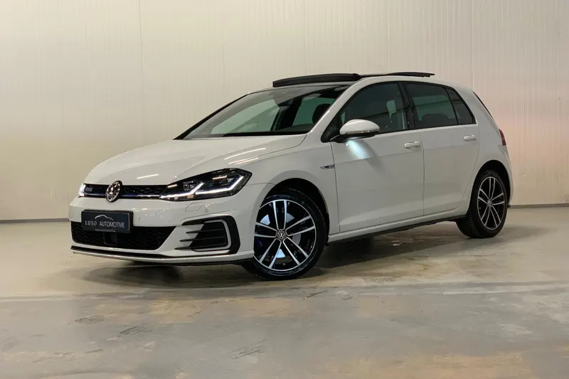 Volkswagen Golf (2017)