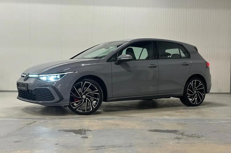 Volkswagen Golf (2021)