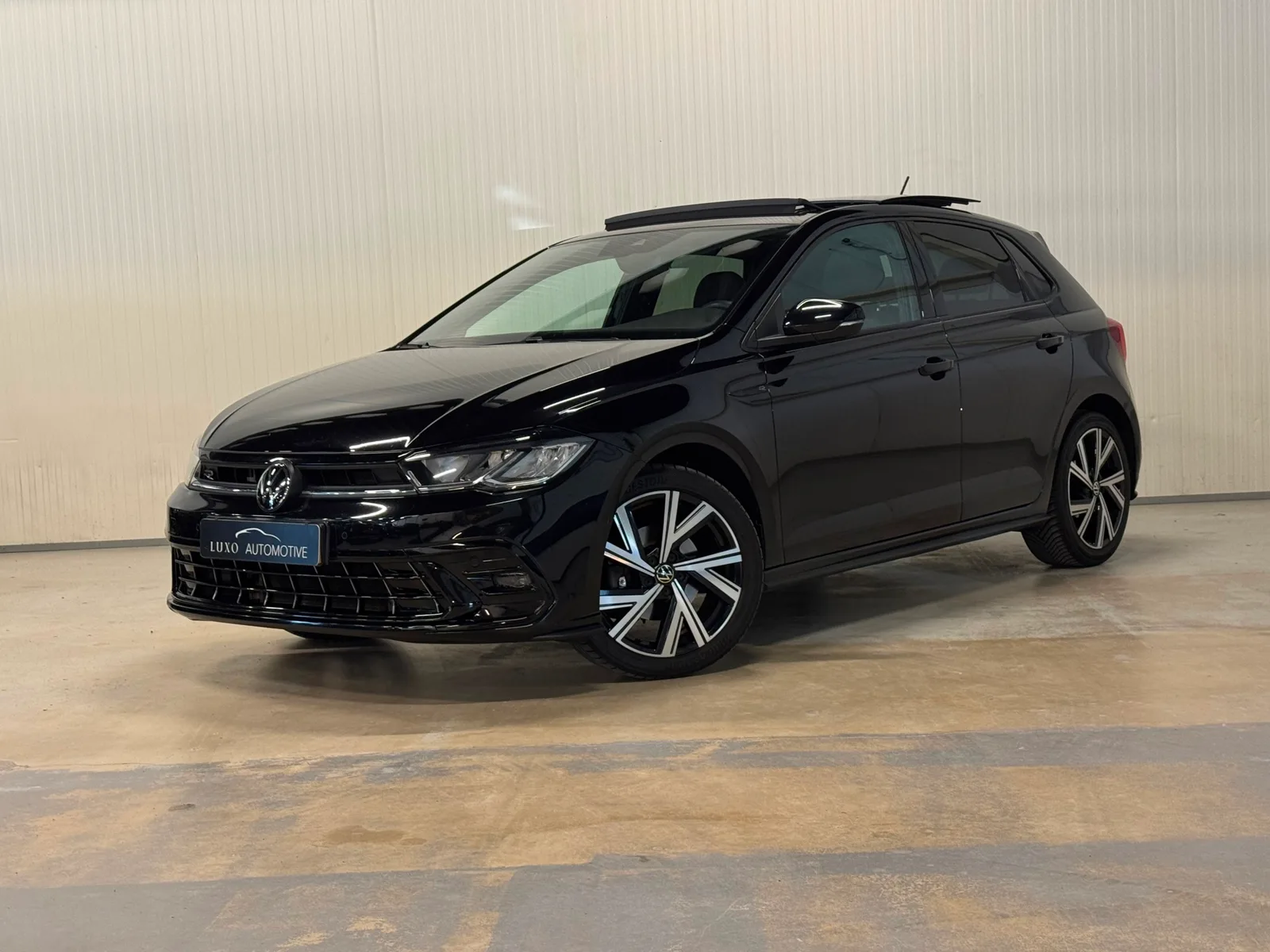 Volkswagen Polo (2024) — foto 1