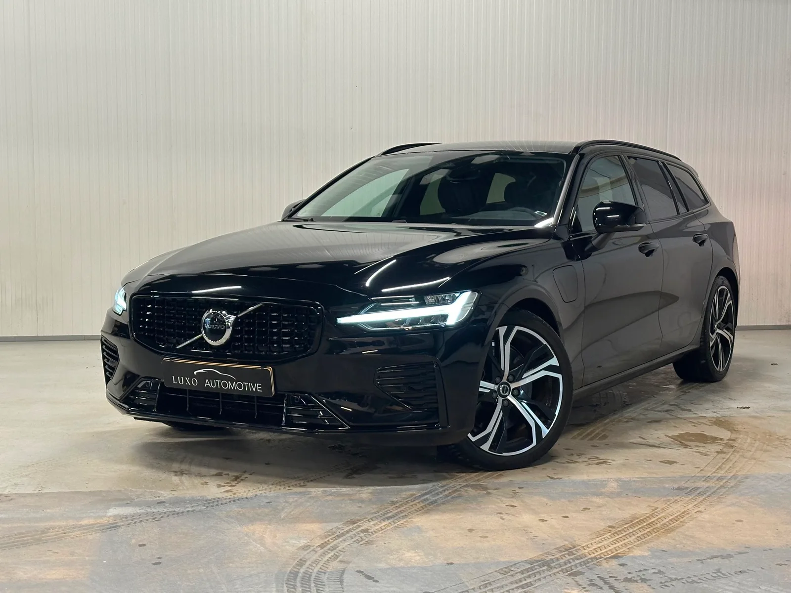 Volvo V60 (2024) — foto 1