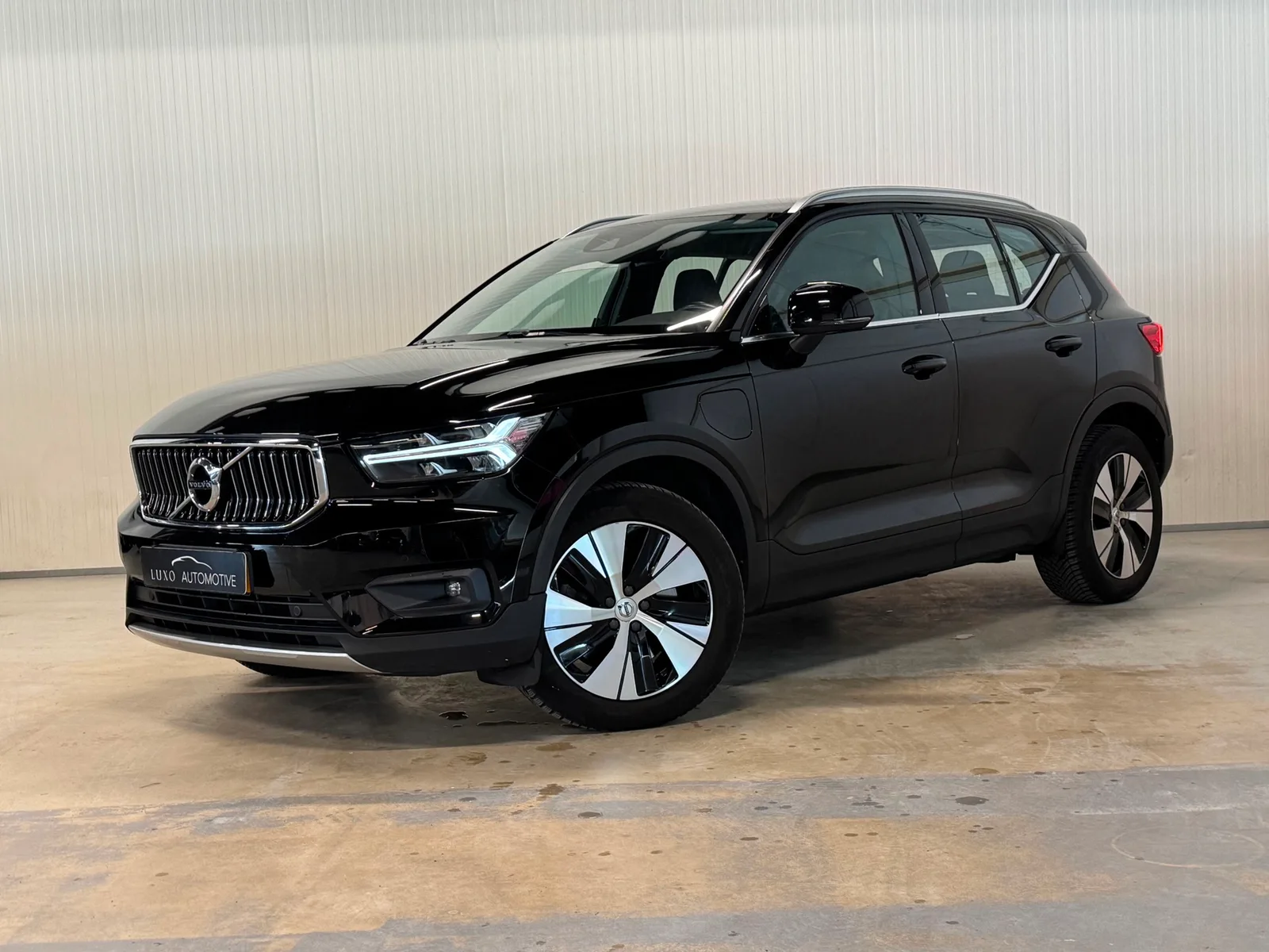 Volvo XC40 (2021) — foto 1