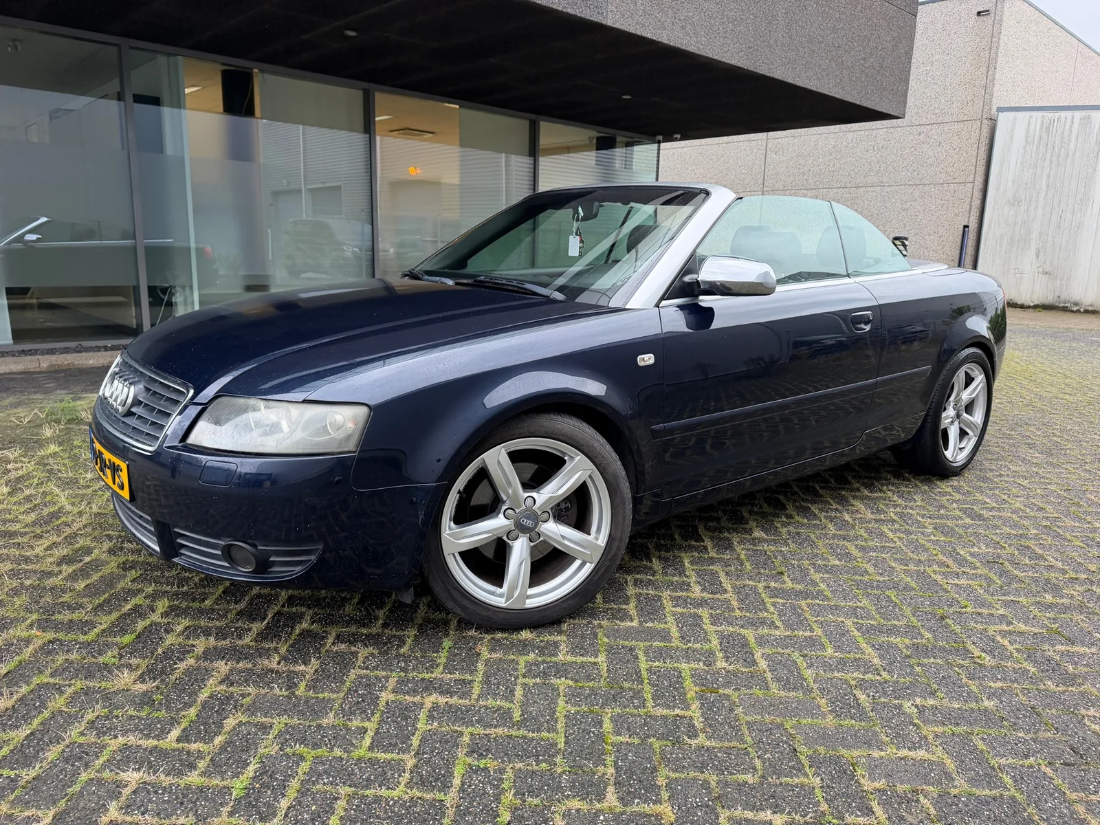 Audi A4 (2002) — foto 1