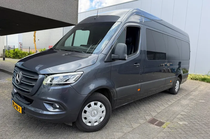 Mercedes- Sprinter (2021)