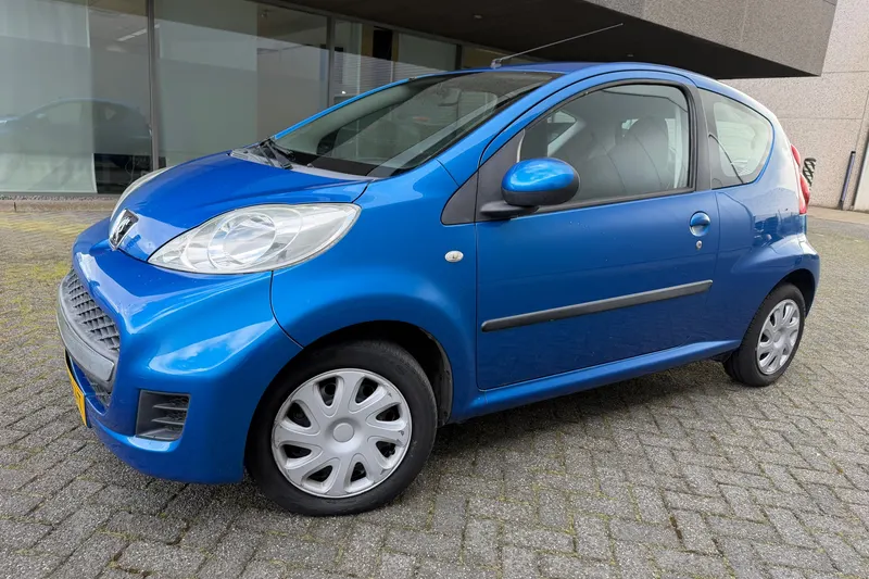 Peugeot 107 (2009)