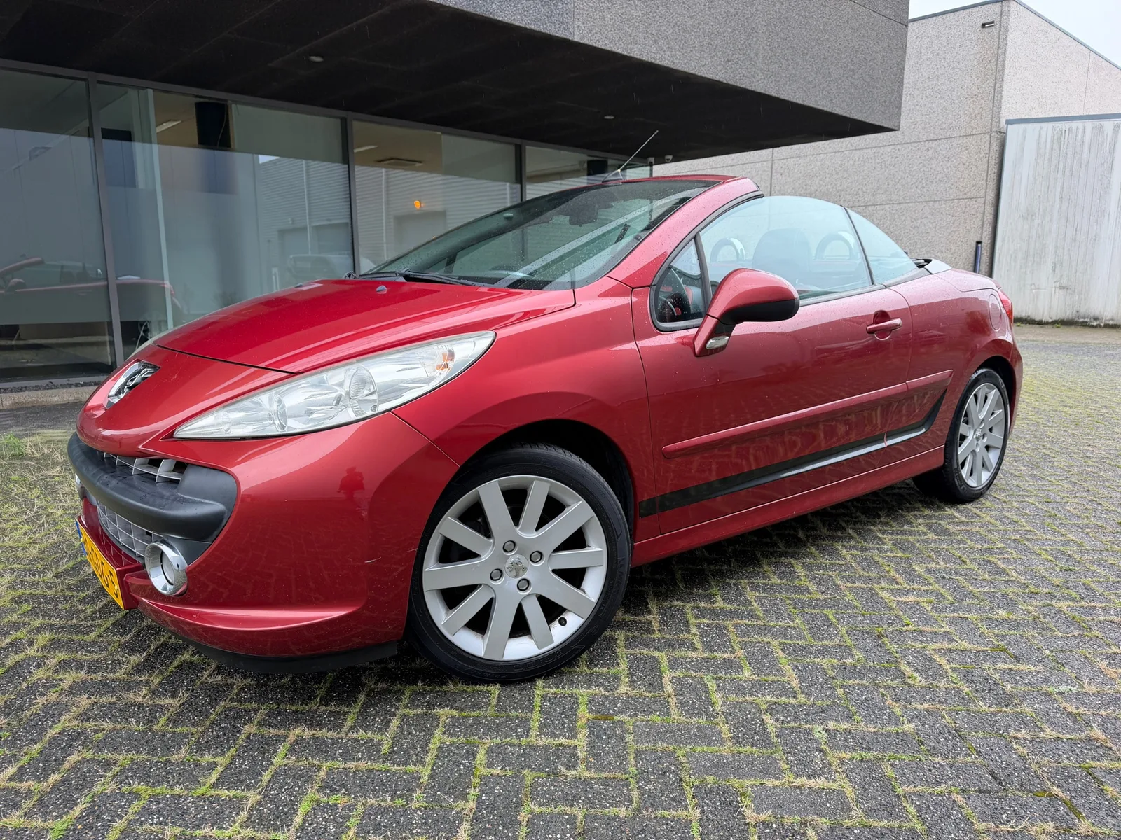 Peugeot 207 (2008) — foto 1