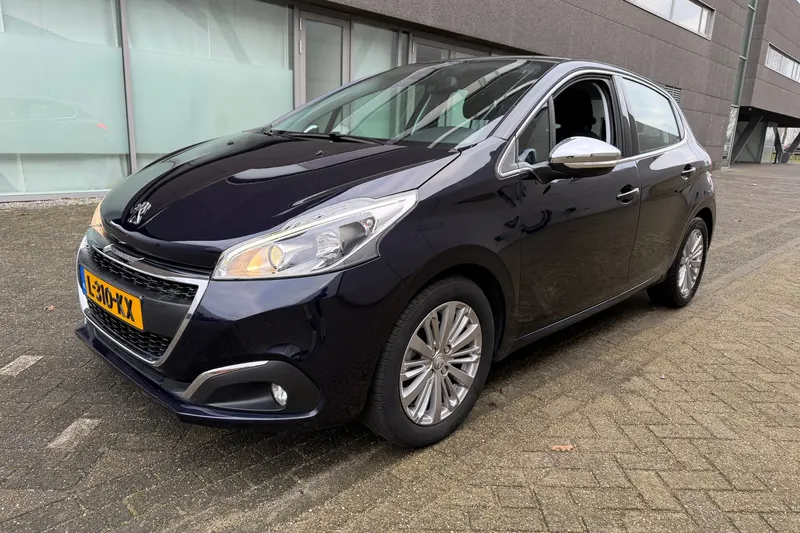 Peugeot 208 (2019)