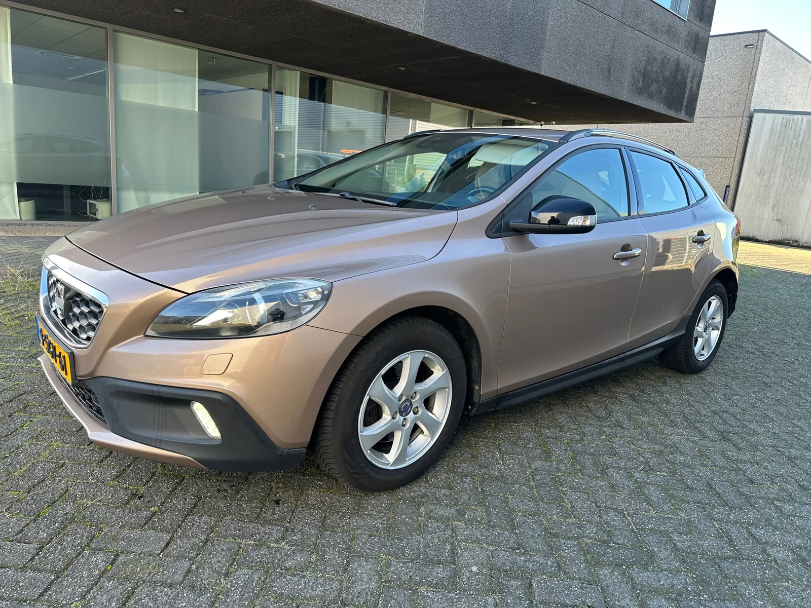 Volvo V40 (2013) — foto 1