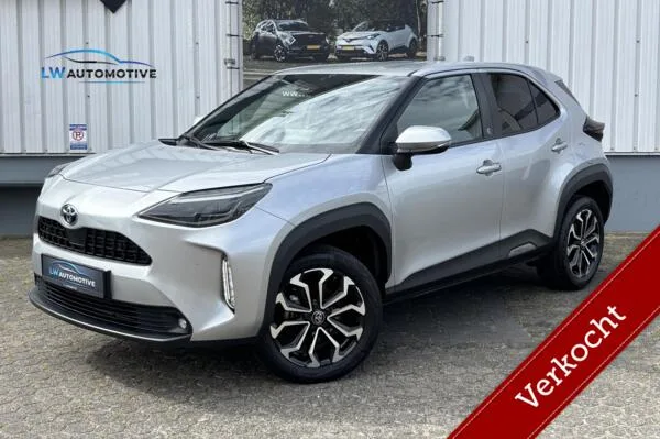 Toyota Yaris (2022) — foto 1