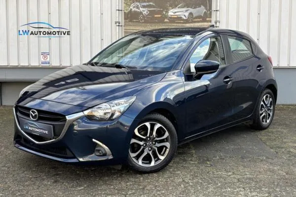 Mazda 2 (2018) — foto 1