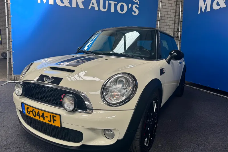 MINI Cooper S (2010)