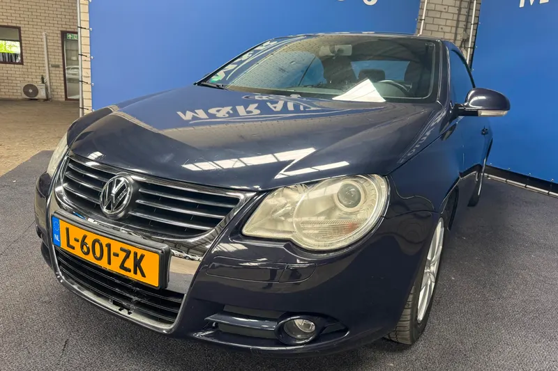 Volkswagen Eos (2008)