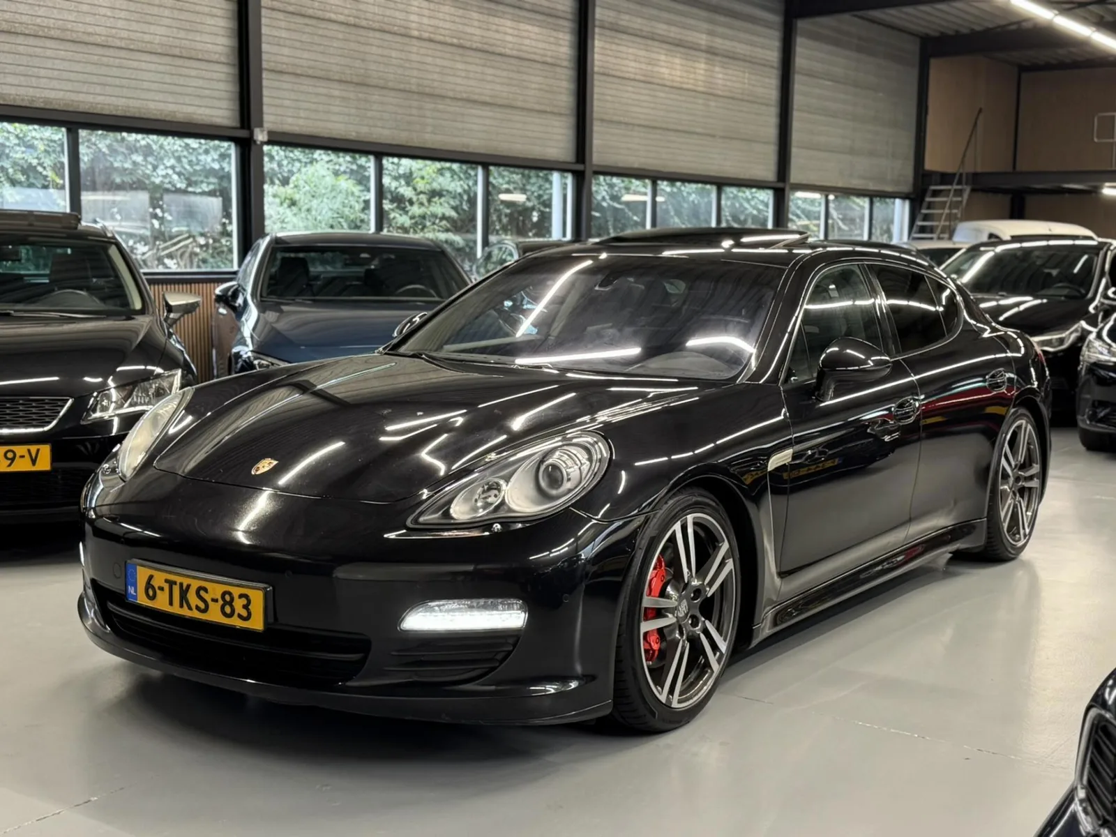 Porsche Panamera (2010) — foto 1