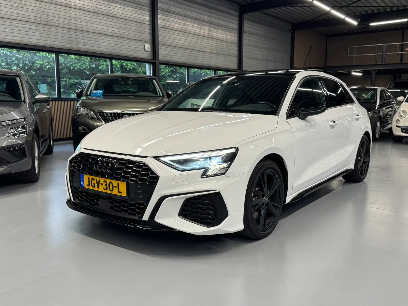 Audi A3 (2022) — foto 1