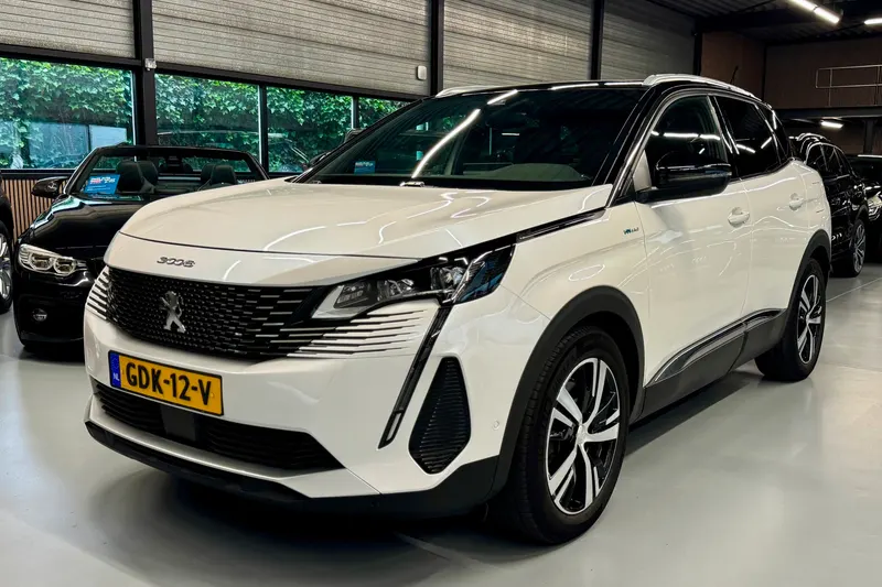Peugeot 3008 (2022)