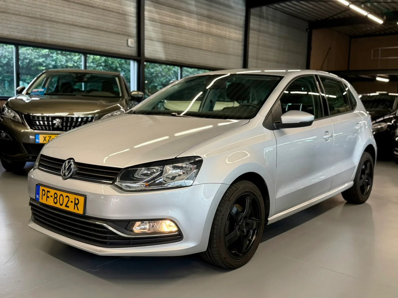 Volkswagen Polo (2017) — foto 1
