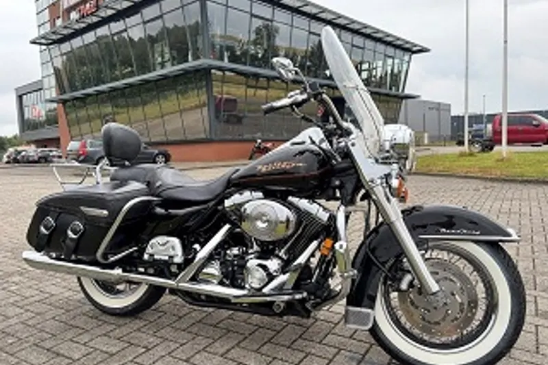 Harley-Davidson Road King Classic (2000)