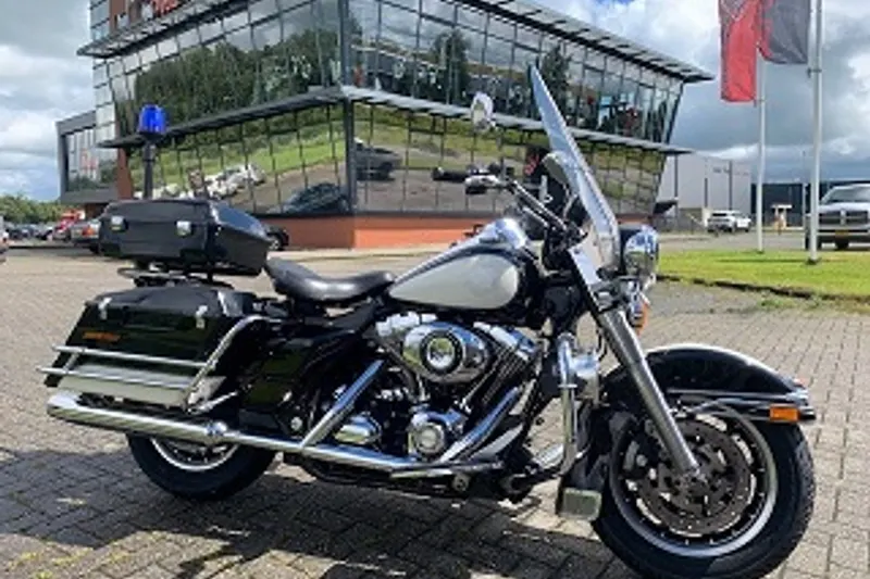 DS 2008 FLHRP ROADKING POLICE (2008)