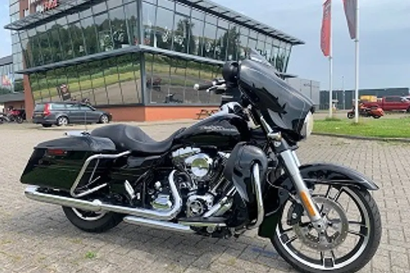 DS 2014 FLHXS STREETGLIDE (2014)