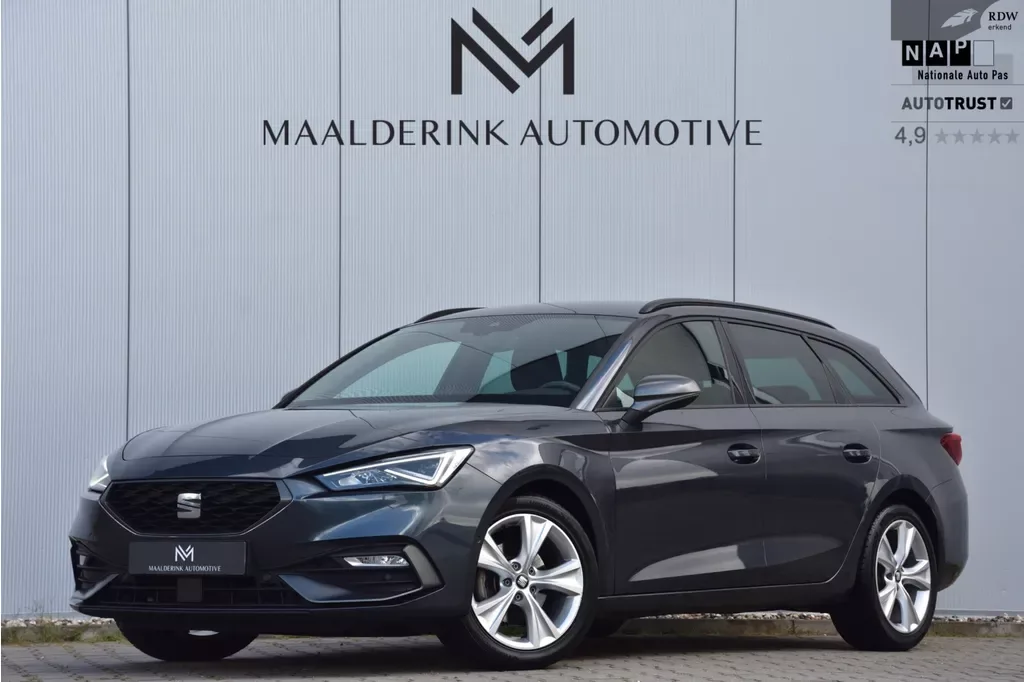 SEAT Leon Sportstourer (2021) — foto 1