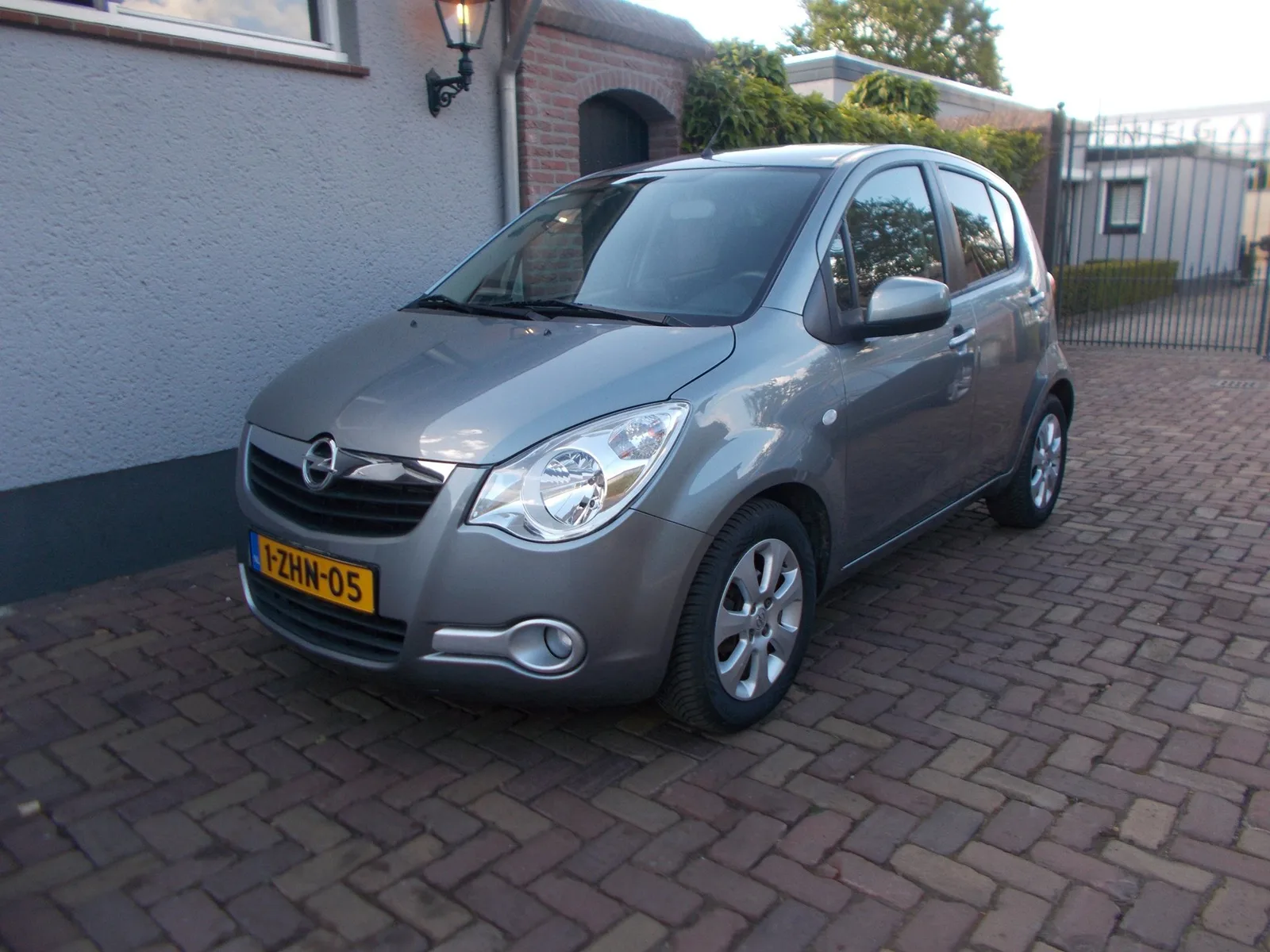 Opel Agila (2014) — foto 1