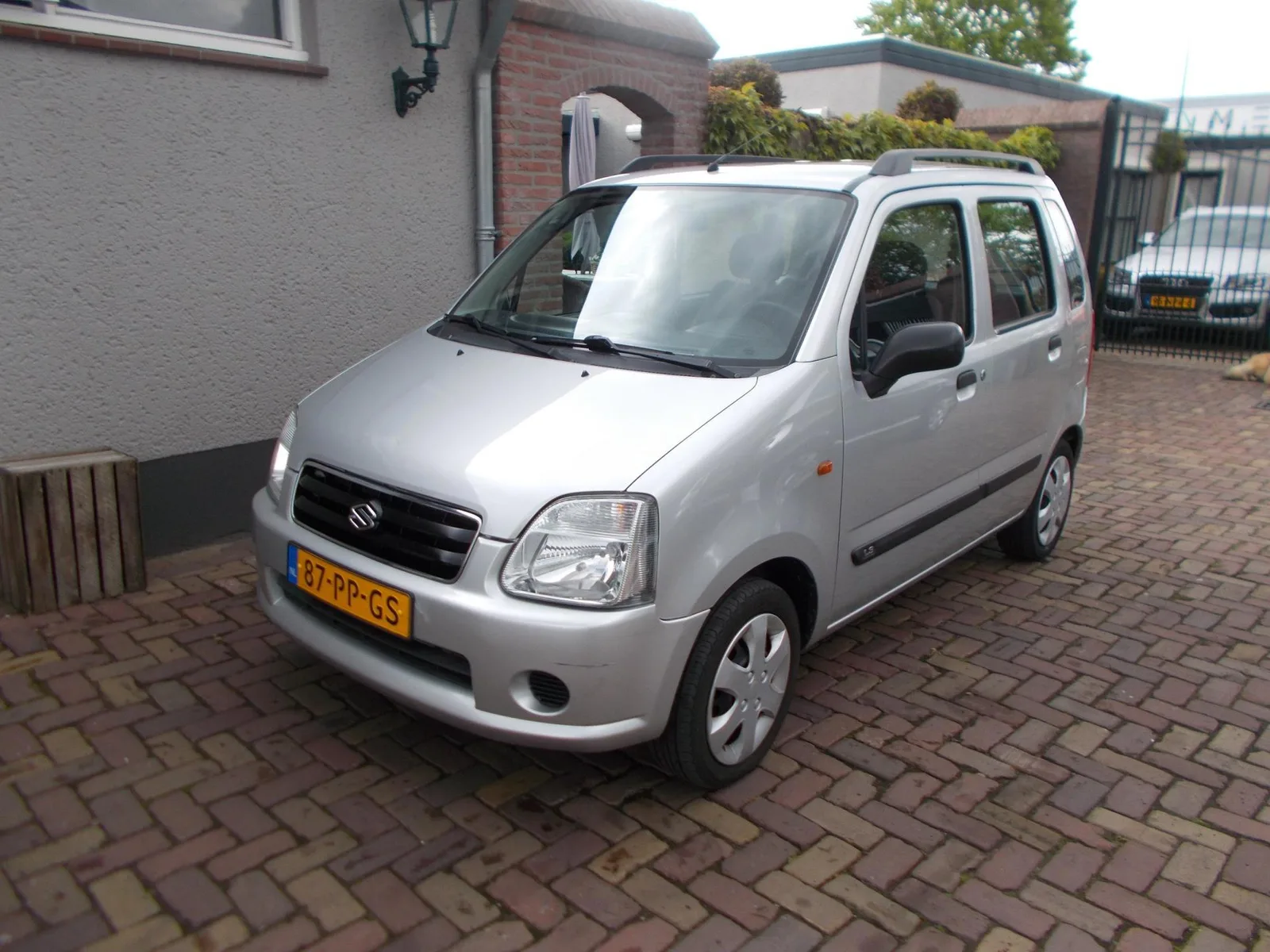 Suzuki Wagon R+ (2004) — foto 1