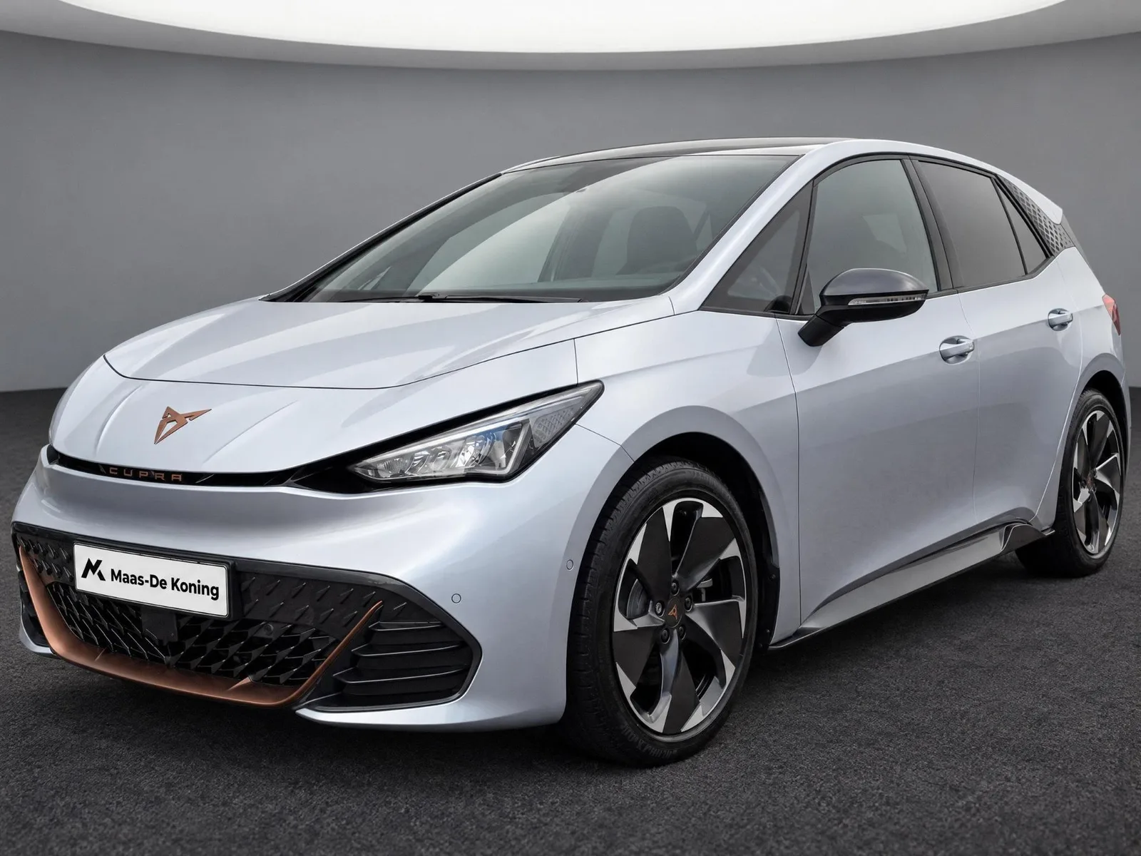 CUPRA Born (2024) — foto 1