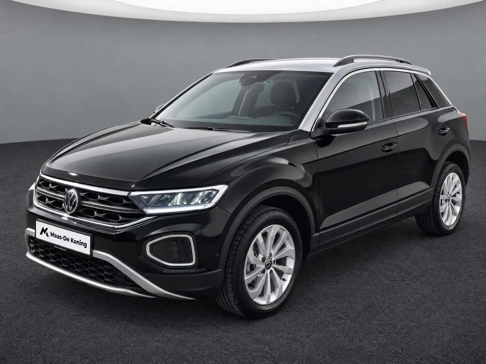 Volkswagen T-Roc (2024) — foto 1
