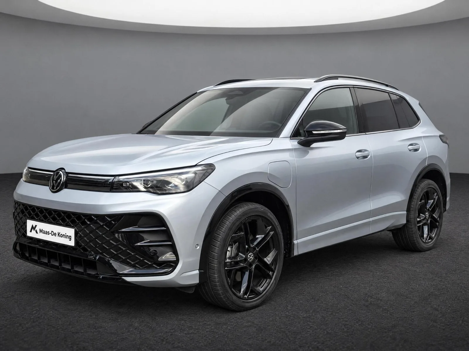 Volkswagen Tiguan (2024) — foto 1