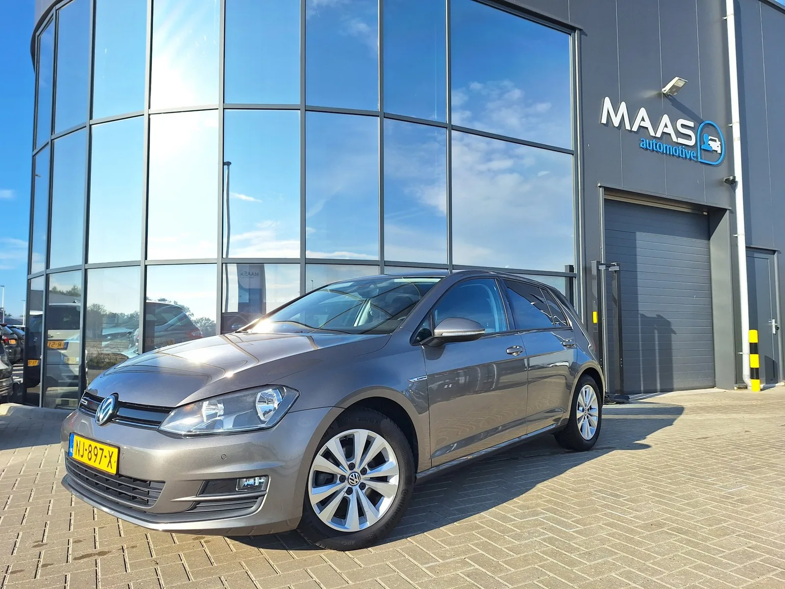Volkswagen Golf (2017) — foto 1