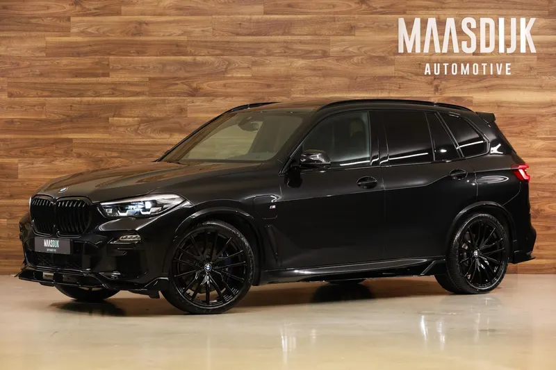 BMW X5 (2021)