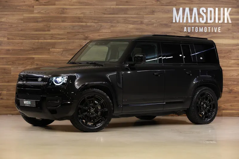 Land Rover Defender (2023)
