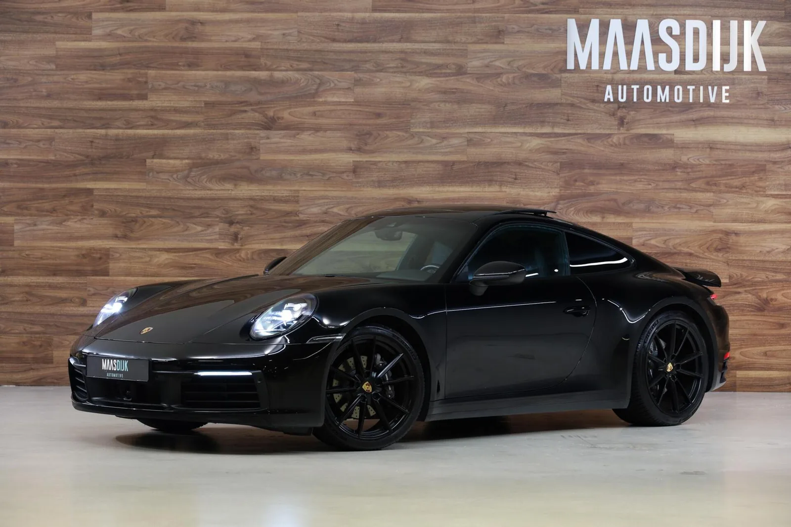 Porsche 911 (2020) — foto 1