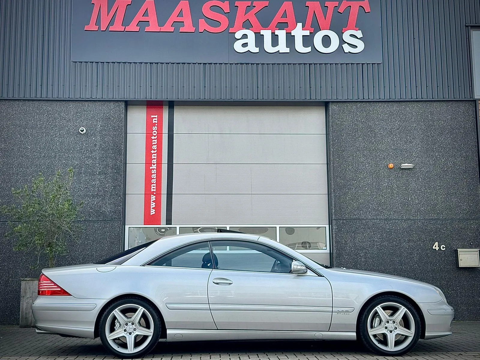 Mercedes-Benz CL (2003) — foto 1