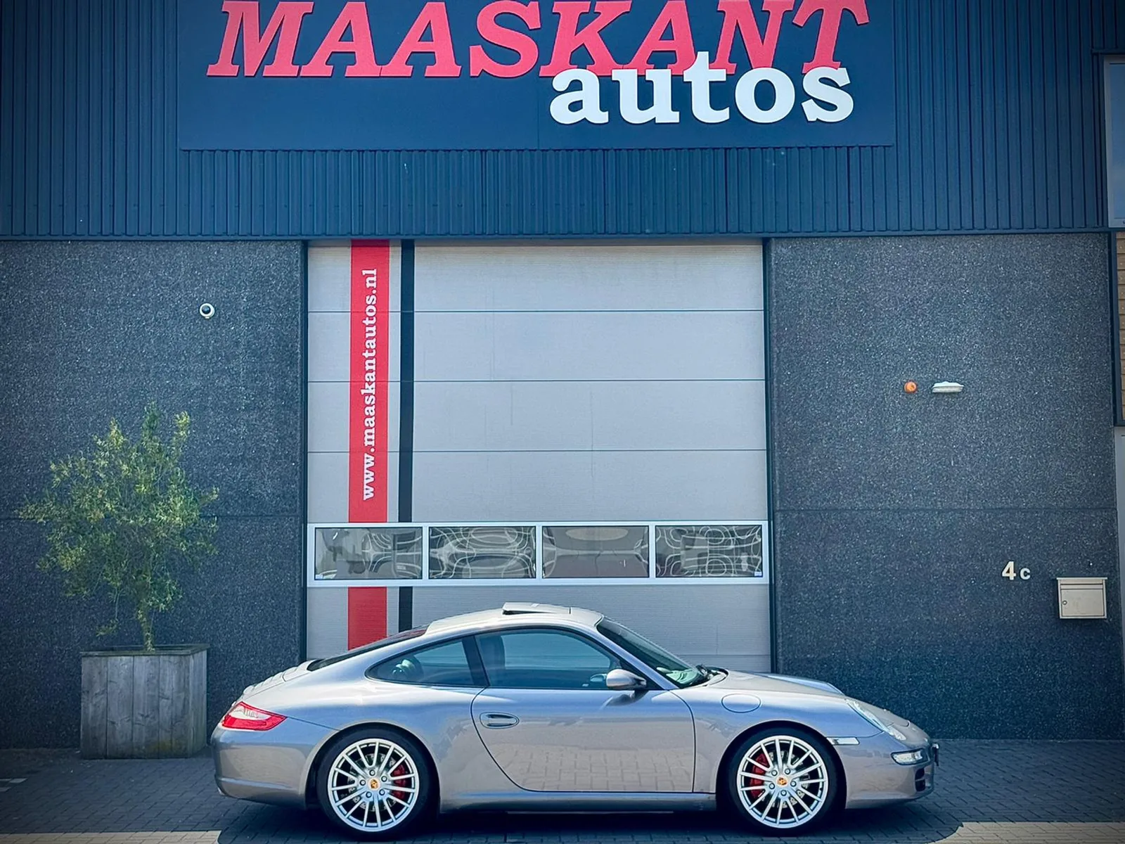 Porsche 911 (2005) — foto 1