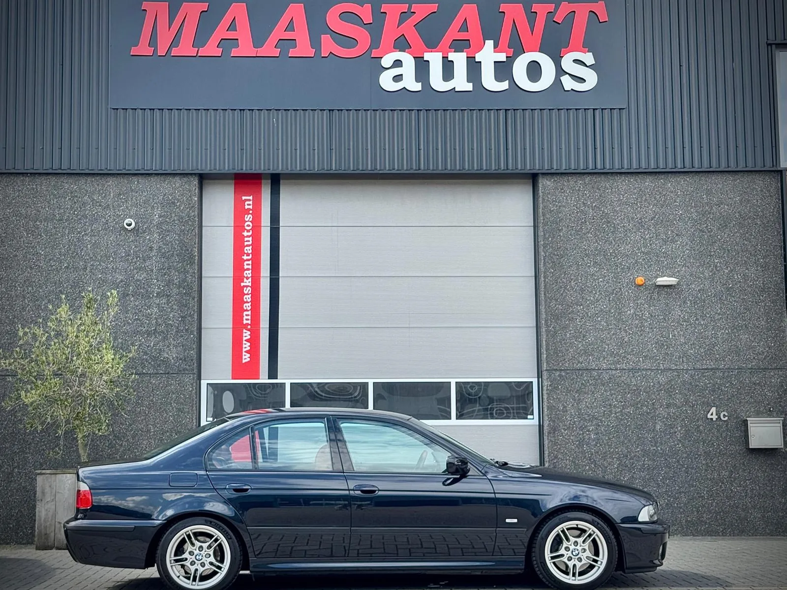 BMW 5-Serie (2003) — foto 1