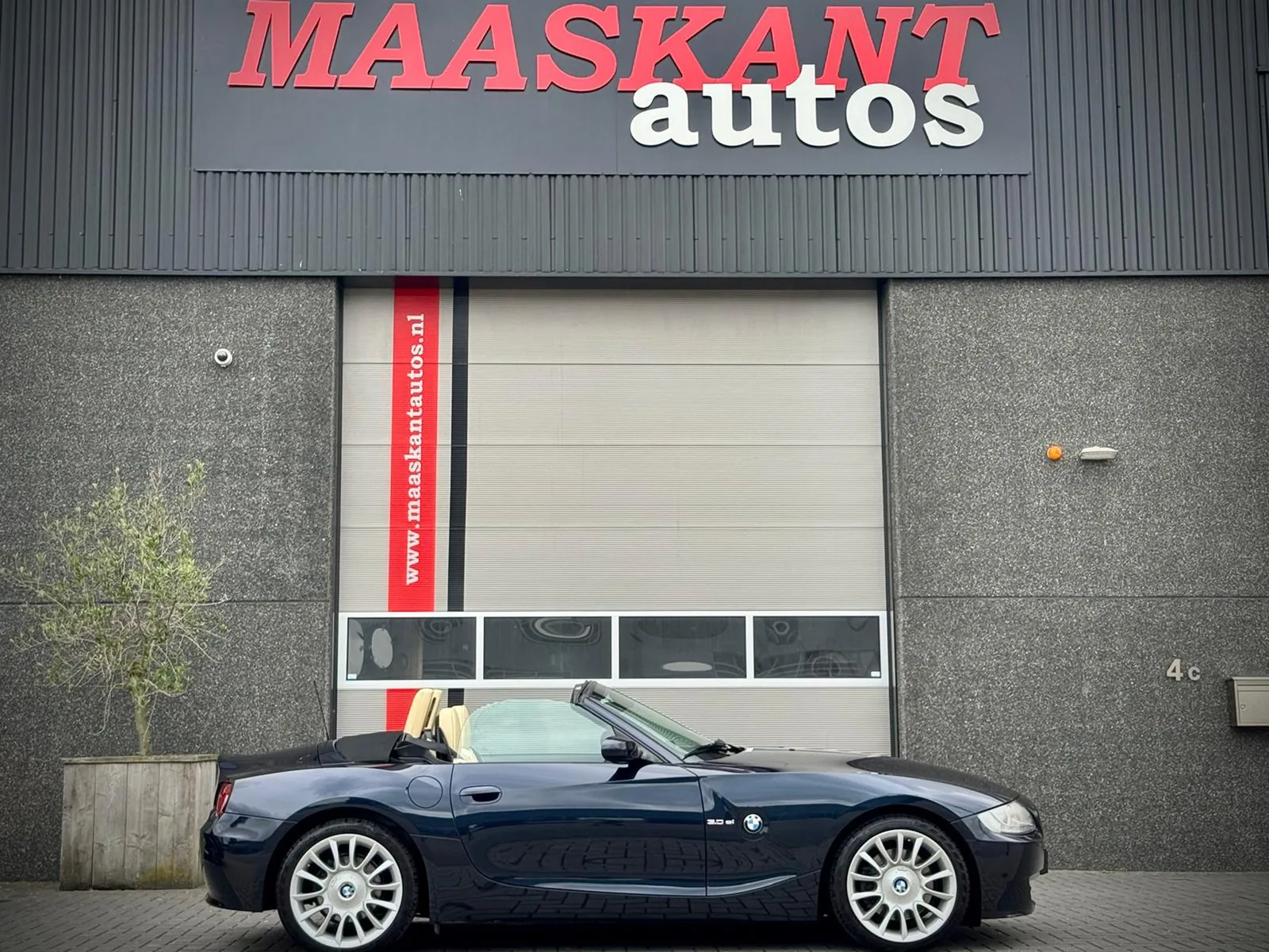 BMW Z4 (2006) — foto 1