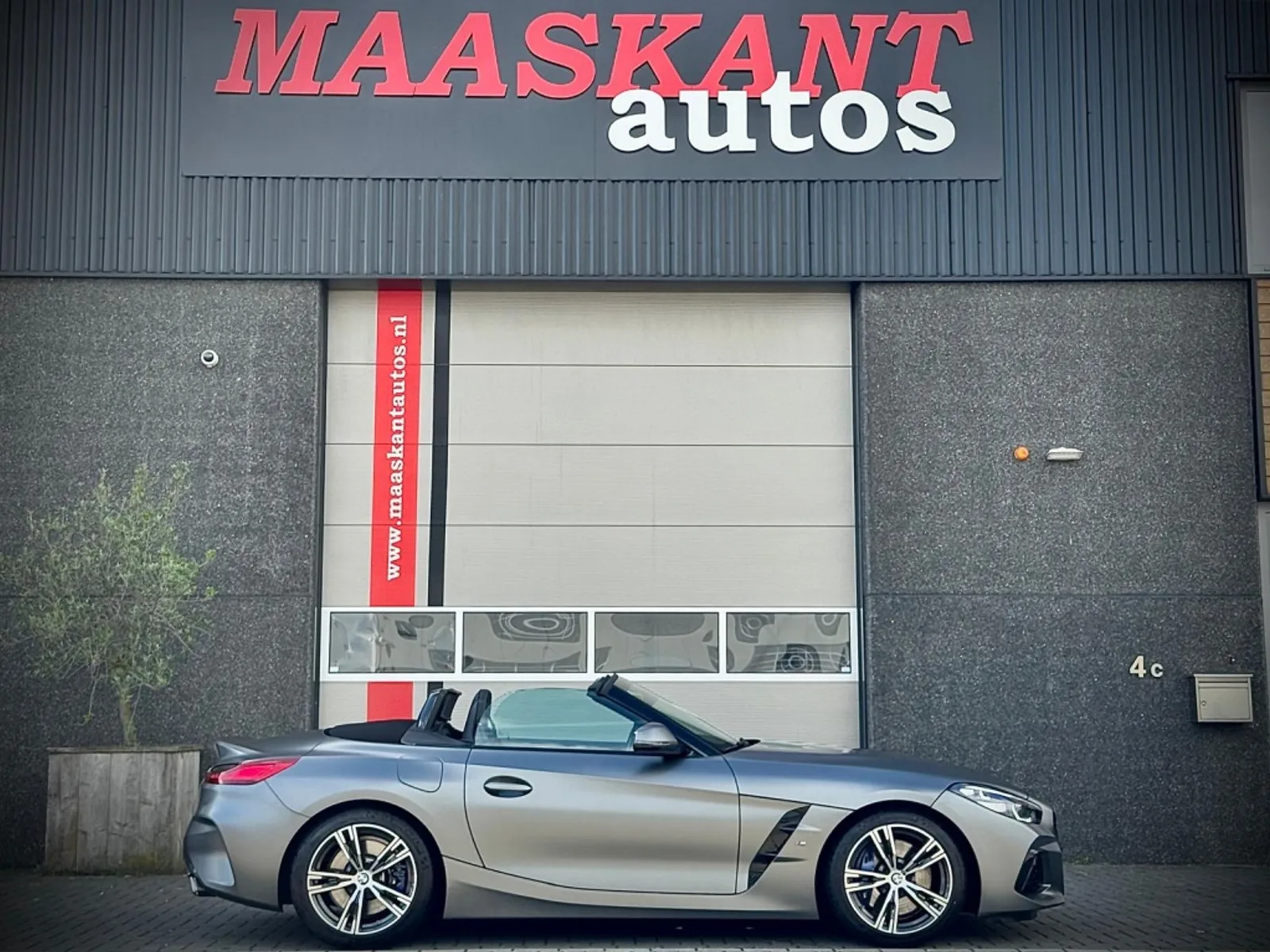 BMW Z4 (2021) — foto 1
