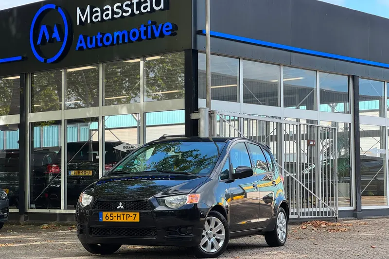 Mitsubishi Colt (2009)