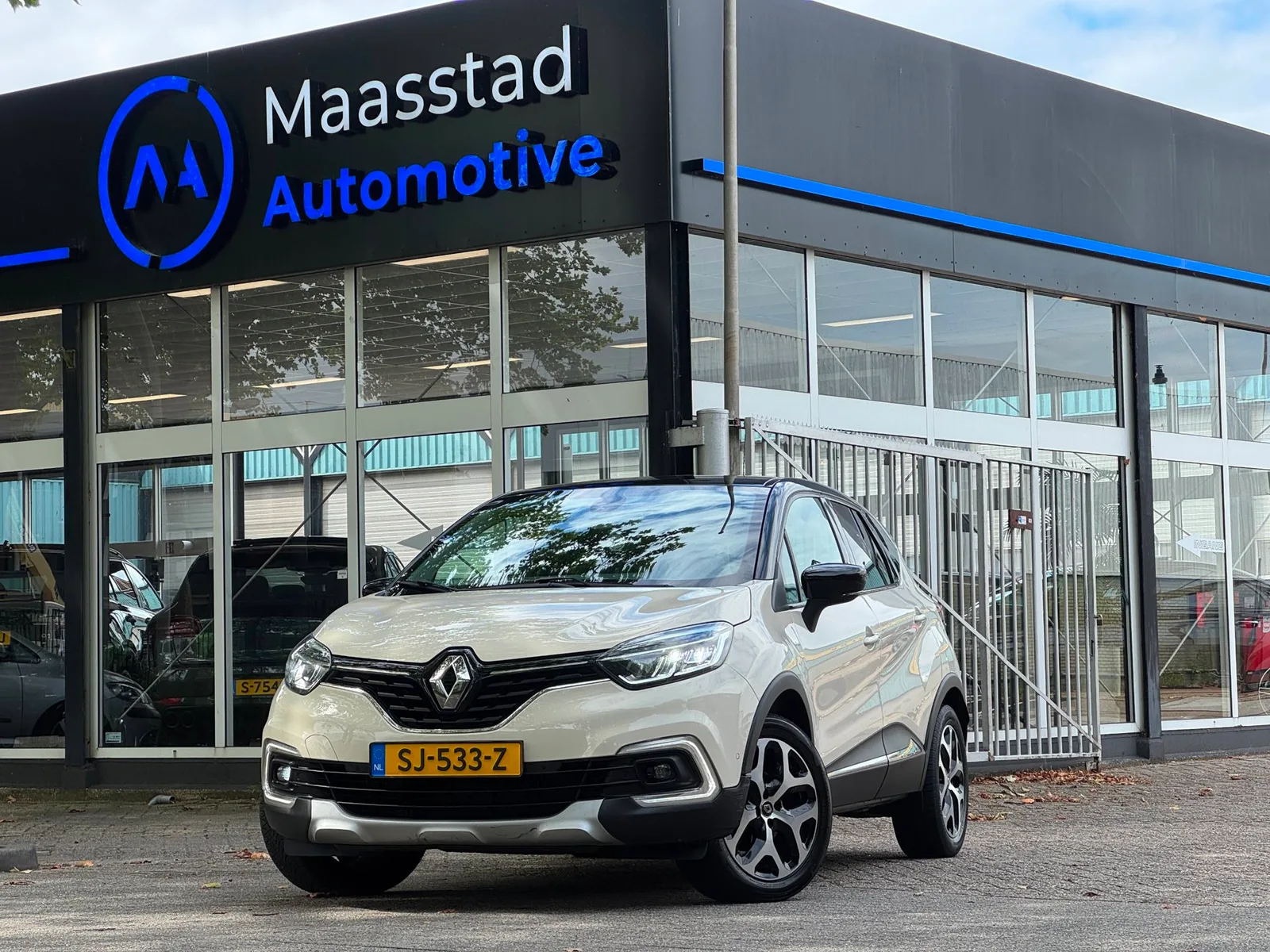 Renault Captur (2018) — foto 1