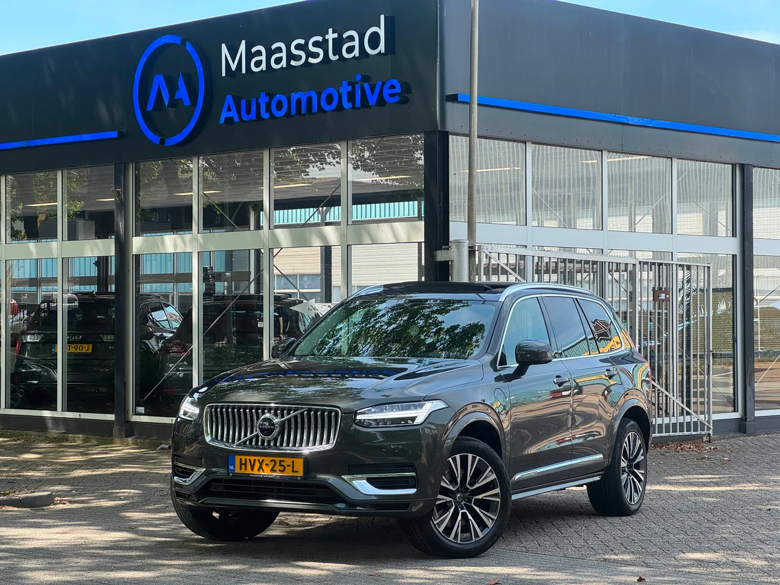 Volvo XC90 (2022) — foto 1