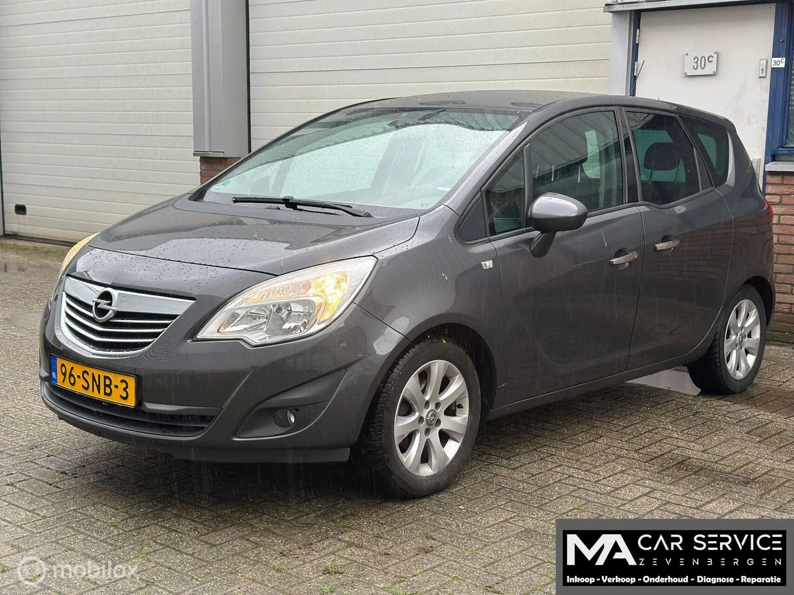 Opel Meriva (2011) — foto 1