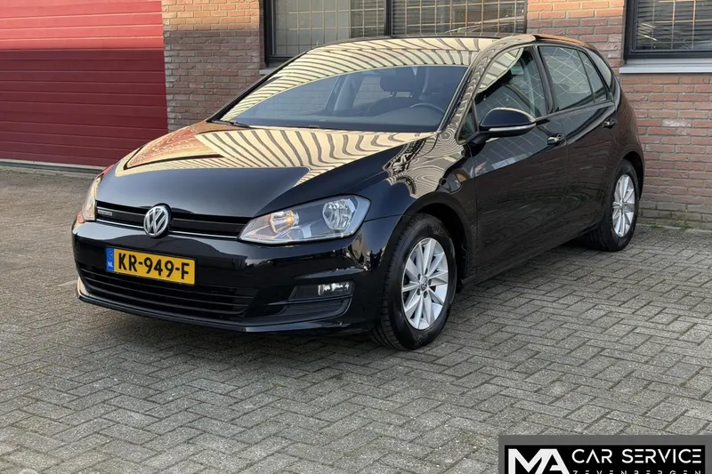 Volkswagen Golf (2016)