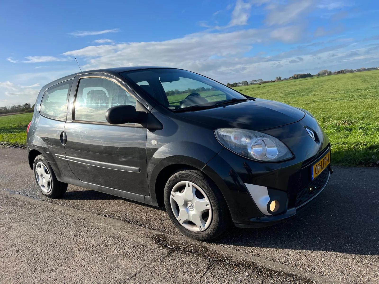 Renault Twingo (2010) — foto 1