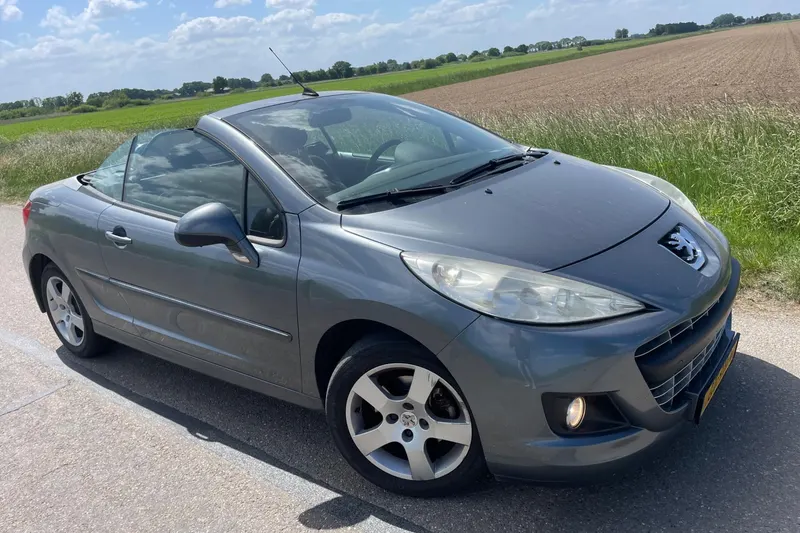 Peugeot 207 (2010)