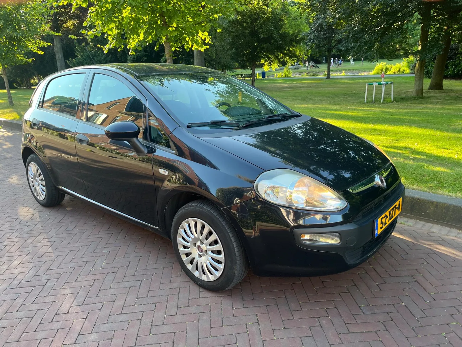 Fiat Punto (2011) — foto 1
