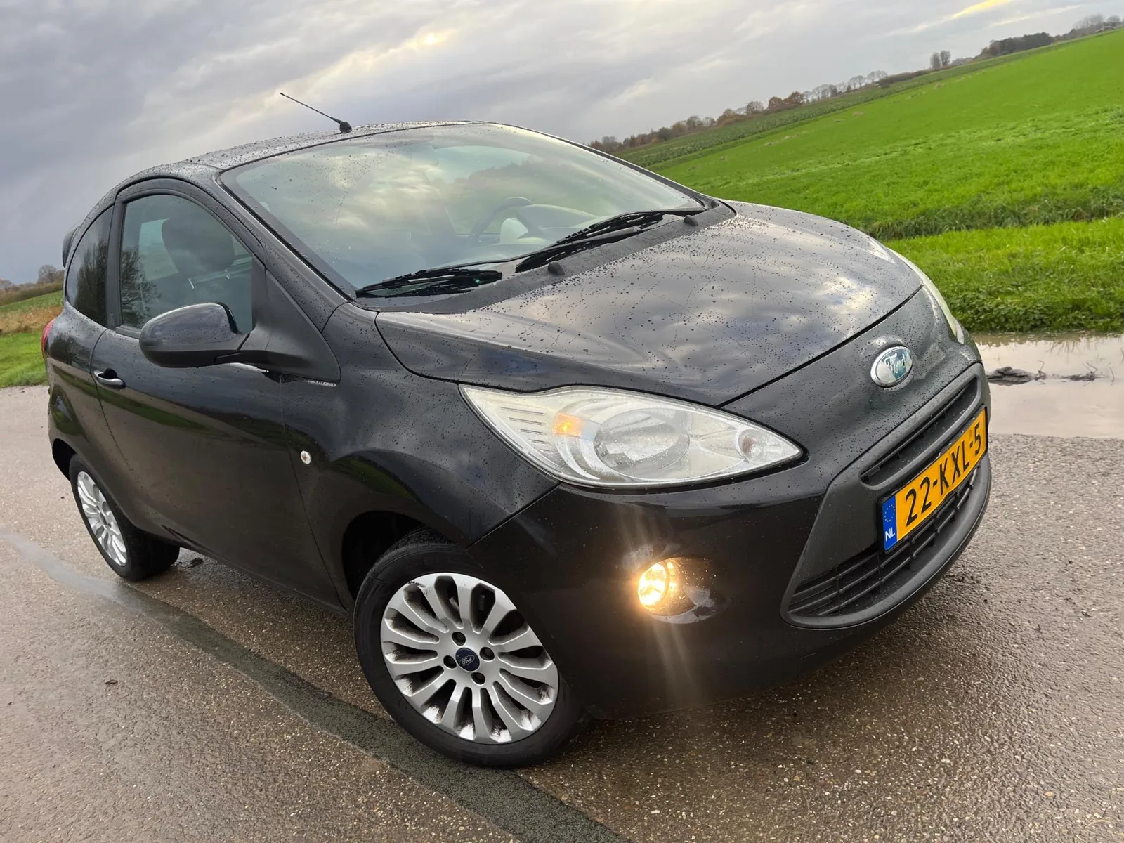 Ford Ka (2010) — foto 1