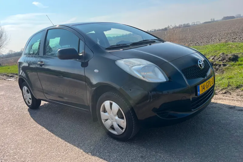 Toyota Yaris (2008)